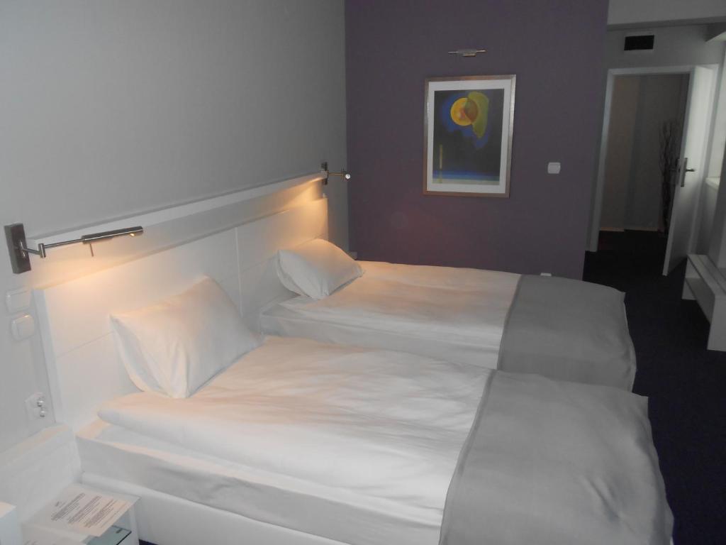 Leonardo Hotel Skopje Esterno foto