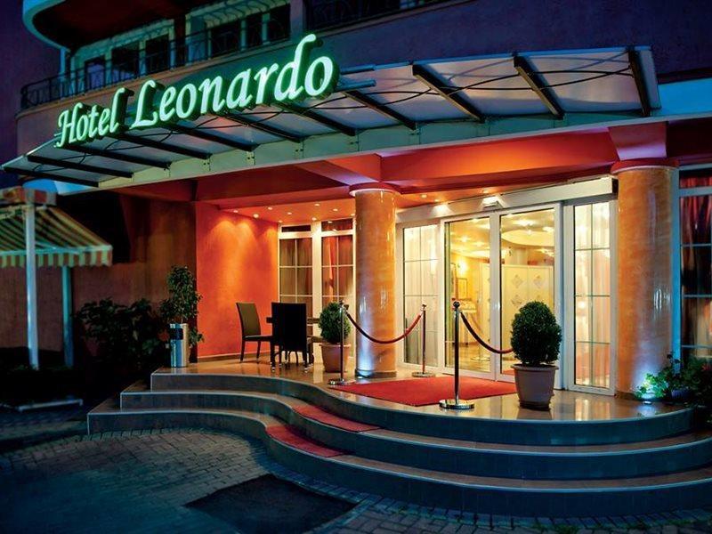 Leonardo Hotel Skopje Esterno foto