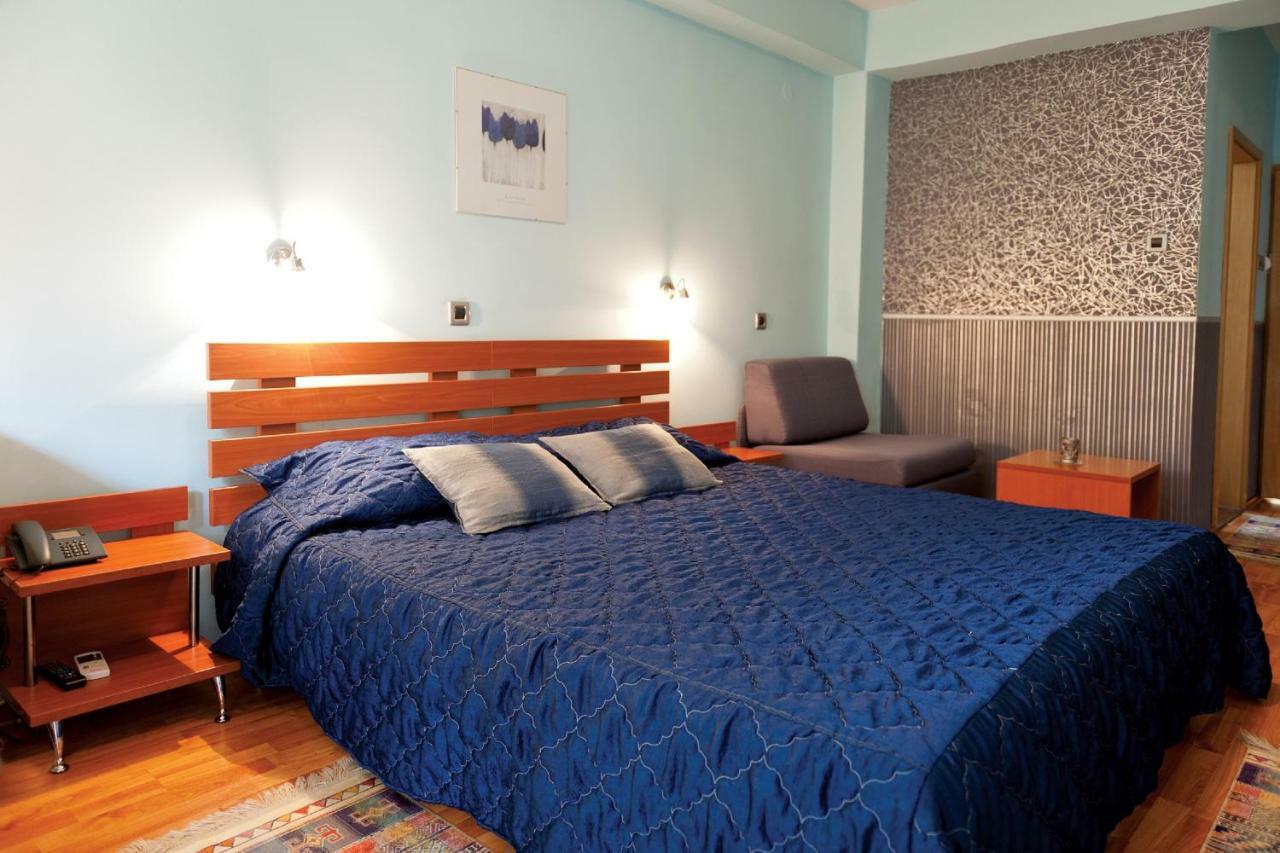 Leonardo Hotel Skopje Esterno foto
